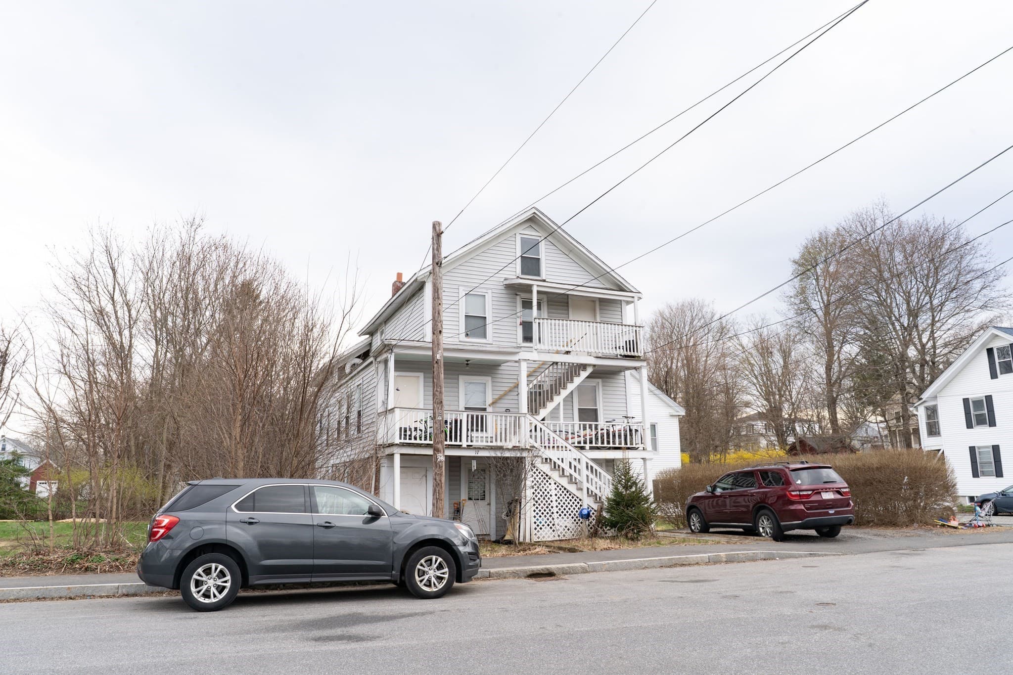 5-9 Family at 15-17 Central St, Brookfield MA 01506, photo 9 of 13