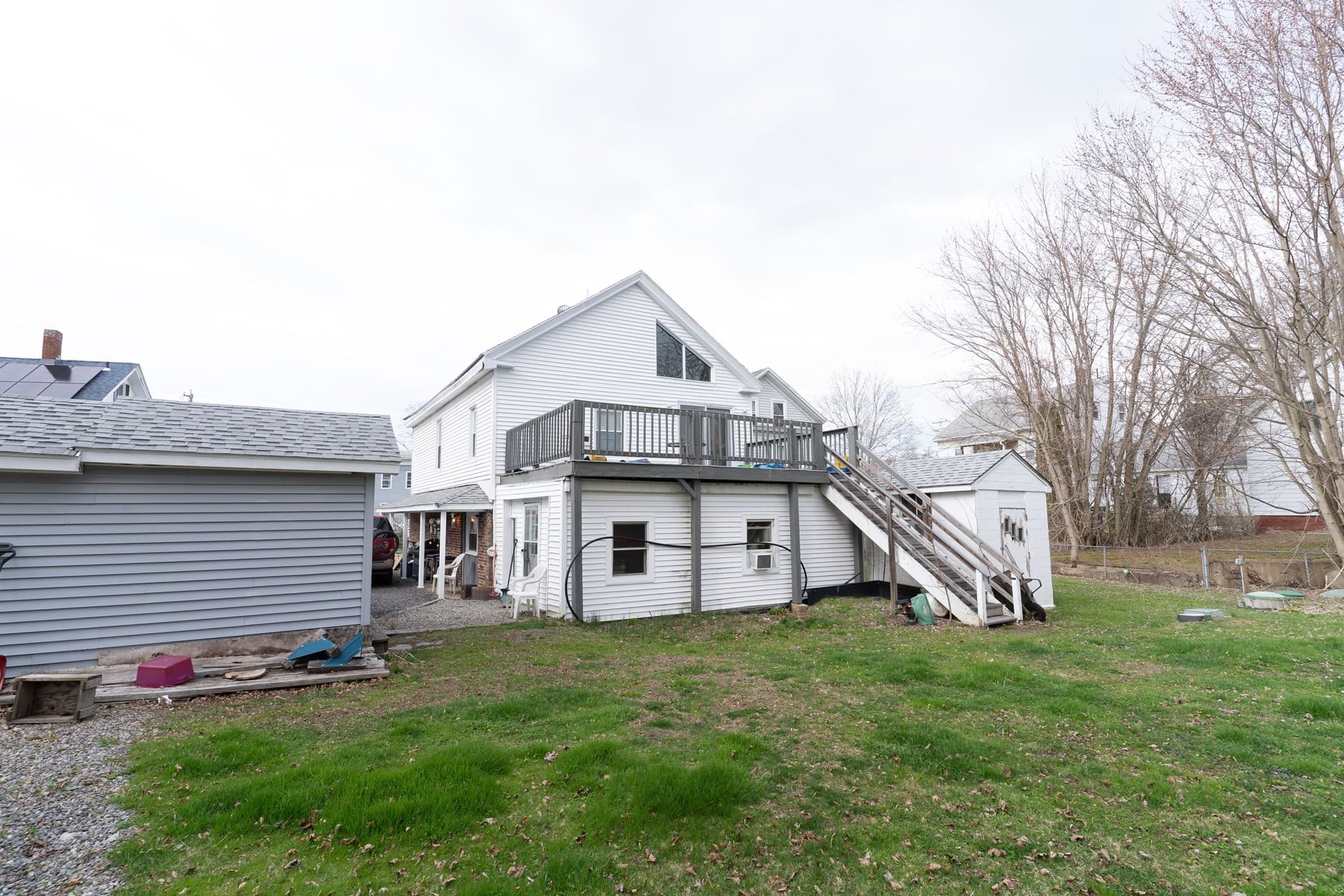 5-9 Family at 15-17 Central St, Brookfield MA 01506, photo 11 of 13