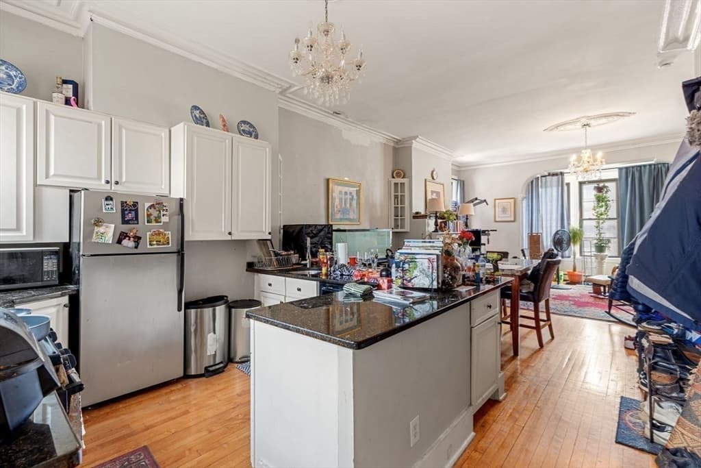 3 Family - 3 Units Up/Down at 124 F St, Boston MA 02127, Boston, photo 7 of 26