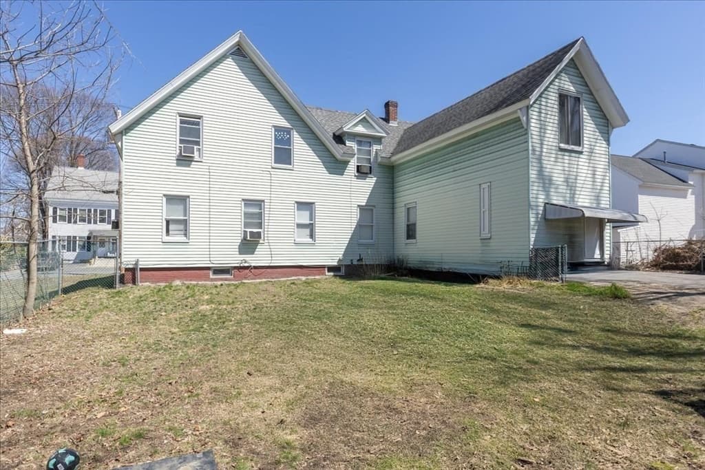 10 Green St, Leominster MA 01453 photo 2