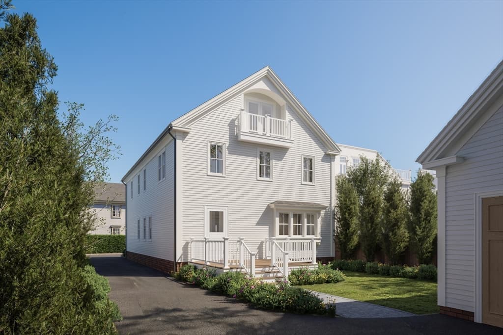 Single Family Residence at 7 Lunt St, Newburyport MA 01950, photo 9 of 26