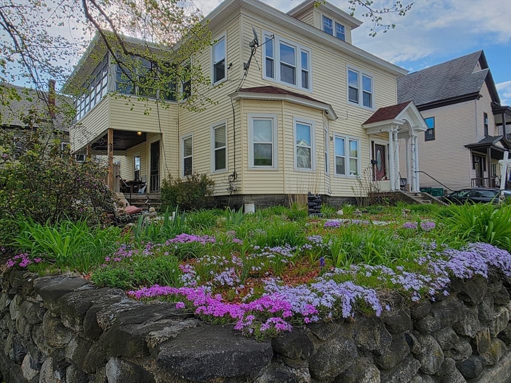 3 Atlantic Avenue, Fitchburg MA 01420