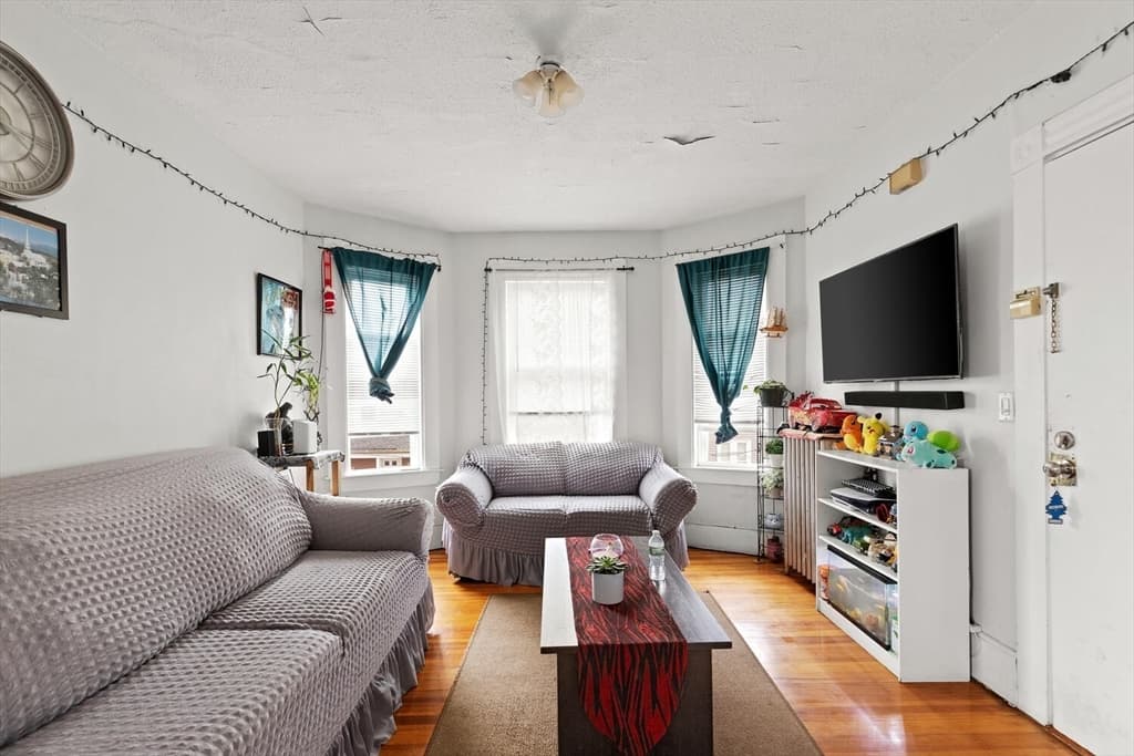 3 Family at 22 Elm St, Lynn MA 01905, photo 2 of 35