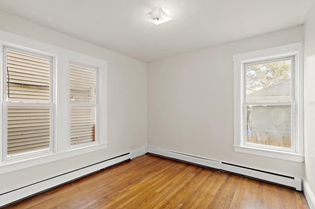 3 Family at 22 Elm St, Lynn MA 01905, photo 16 of 35