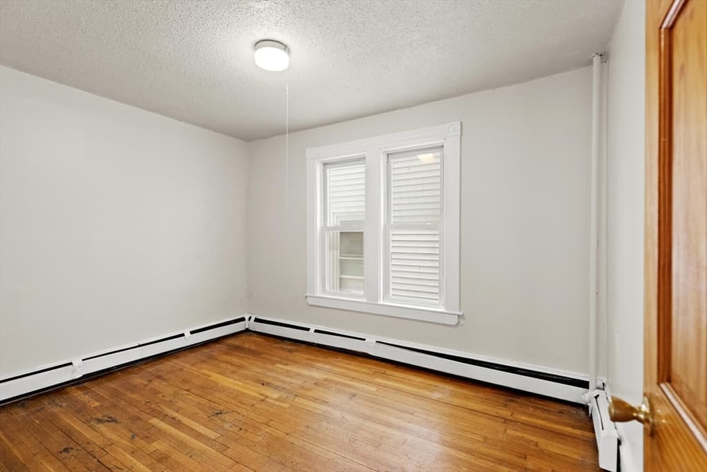3 Family at 22 Elm St, Lynn MA 01905, photo 24 of 35