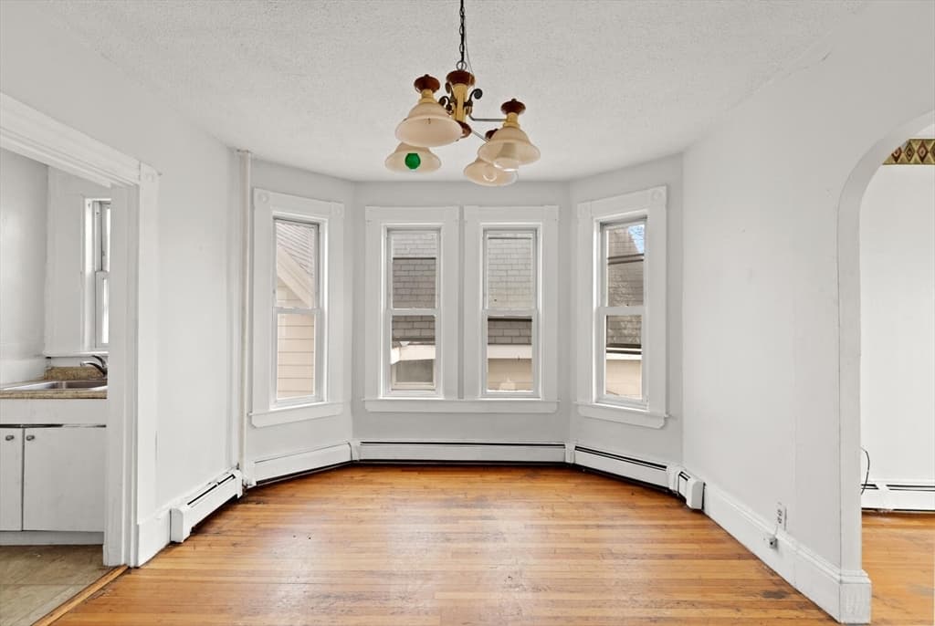 3 Family at 22 Elm St, Lynn MA 01905, photo 8 of 35