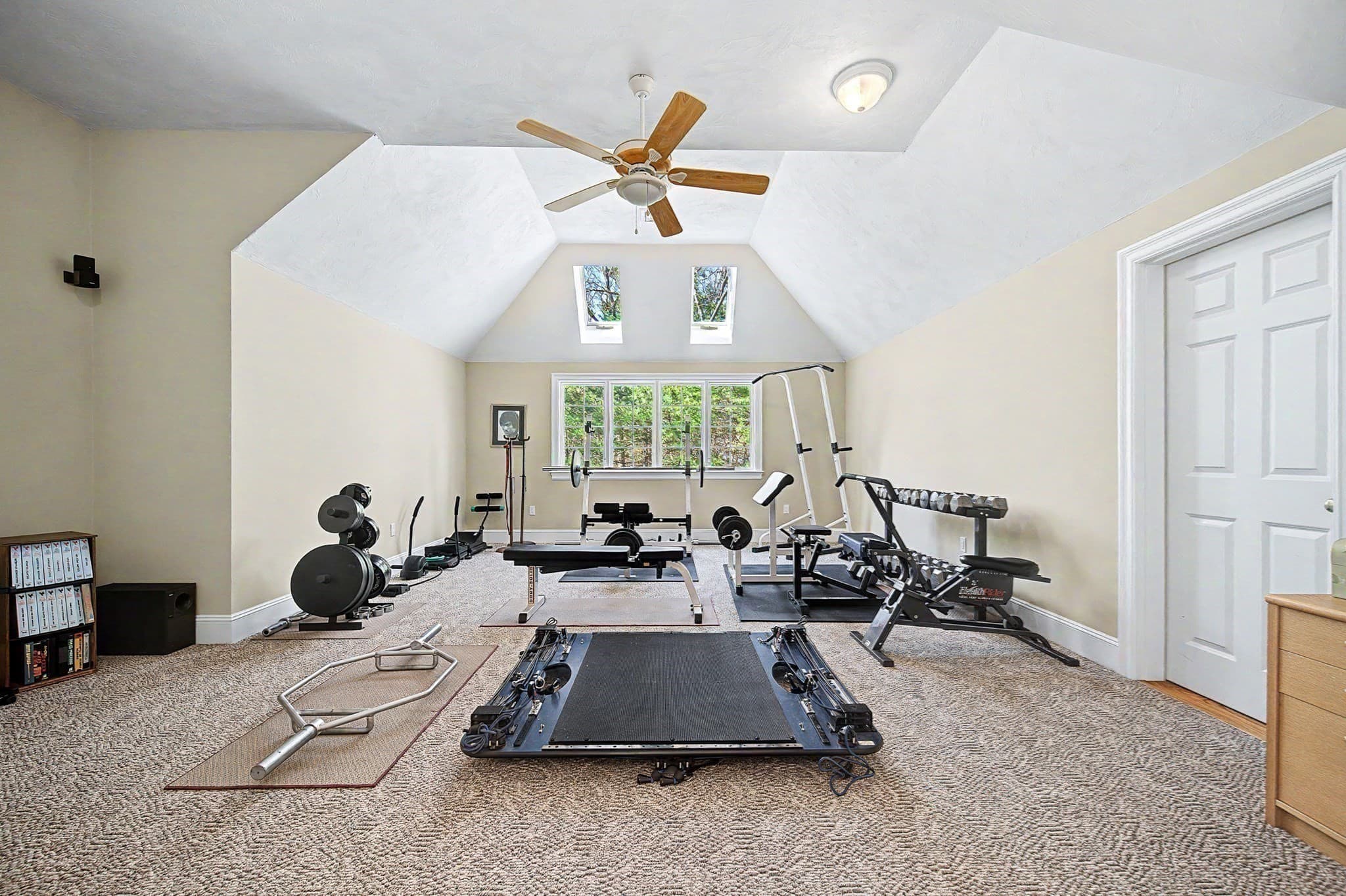 Single Family Residence at 6 Trailside Way, Norfolk MA 02056, photo 35 of 42