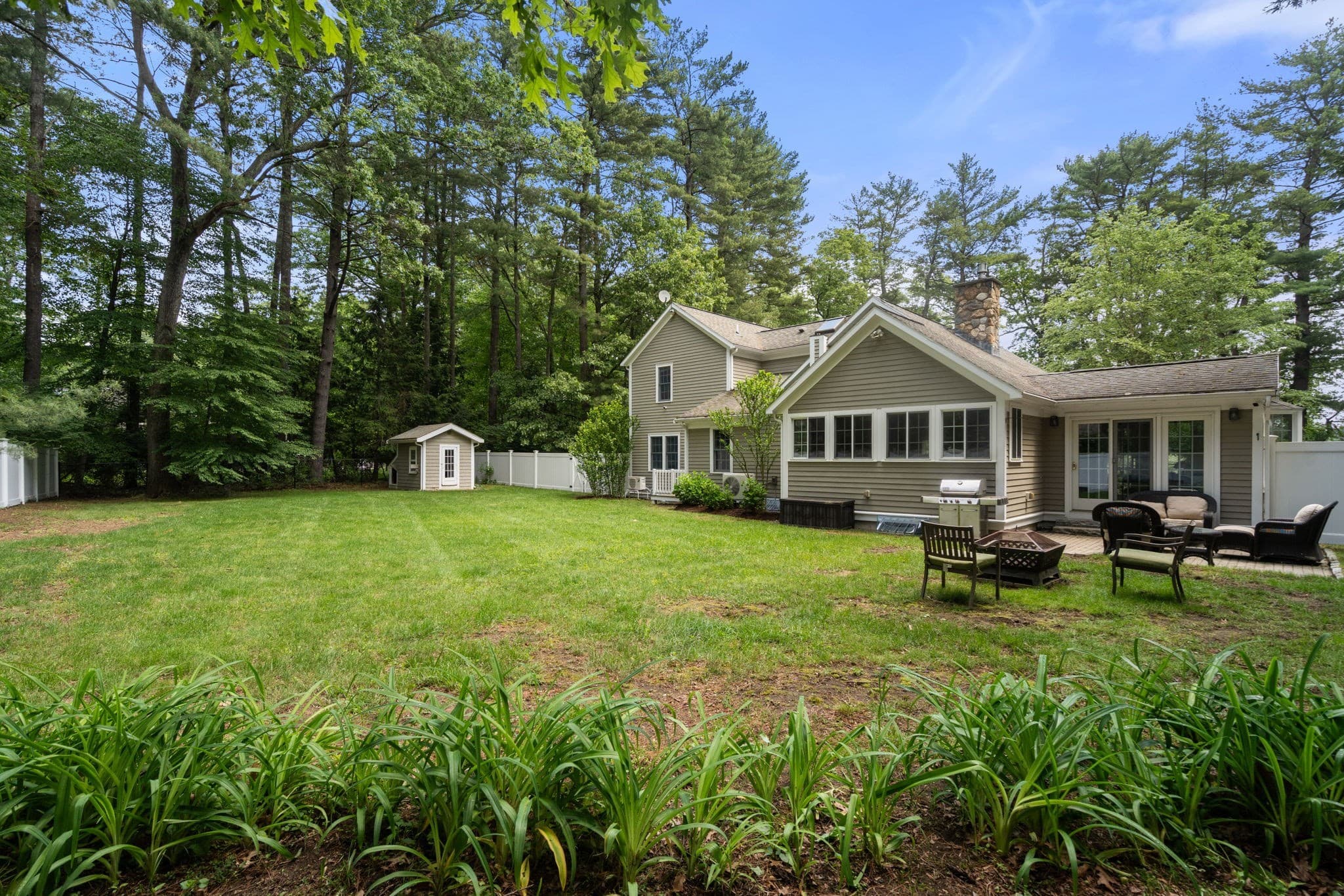 Single Family Residence at 9 Priest Road, Sudbury MA 01776, photo 4 of 38