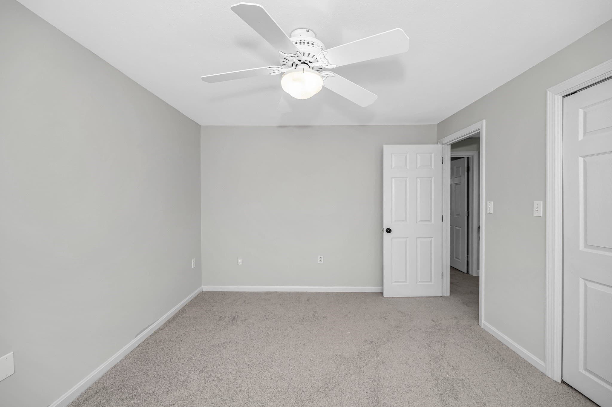 Single Family Residence at 255 Hay Meadow Rd, North Andover MA 01845, photo 27 of 39