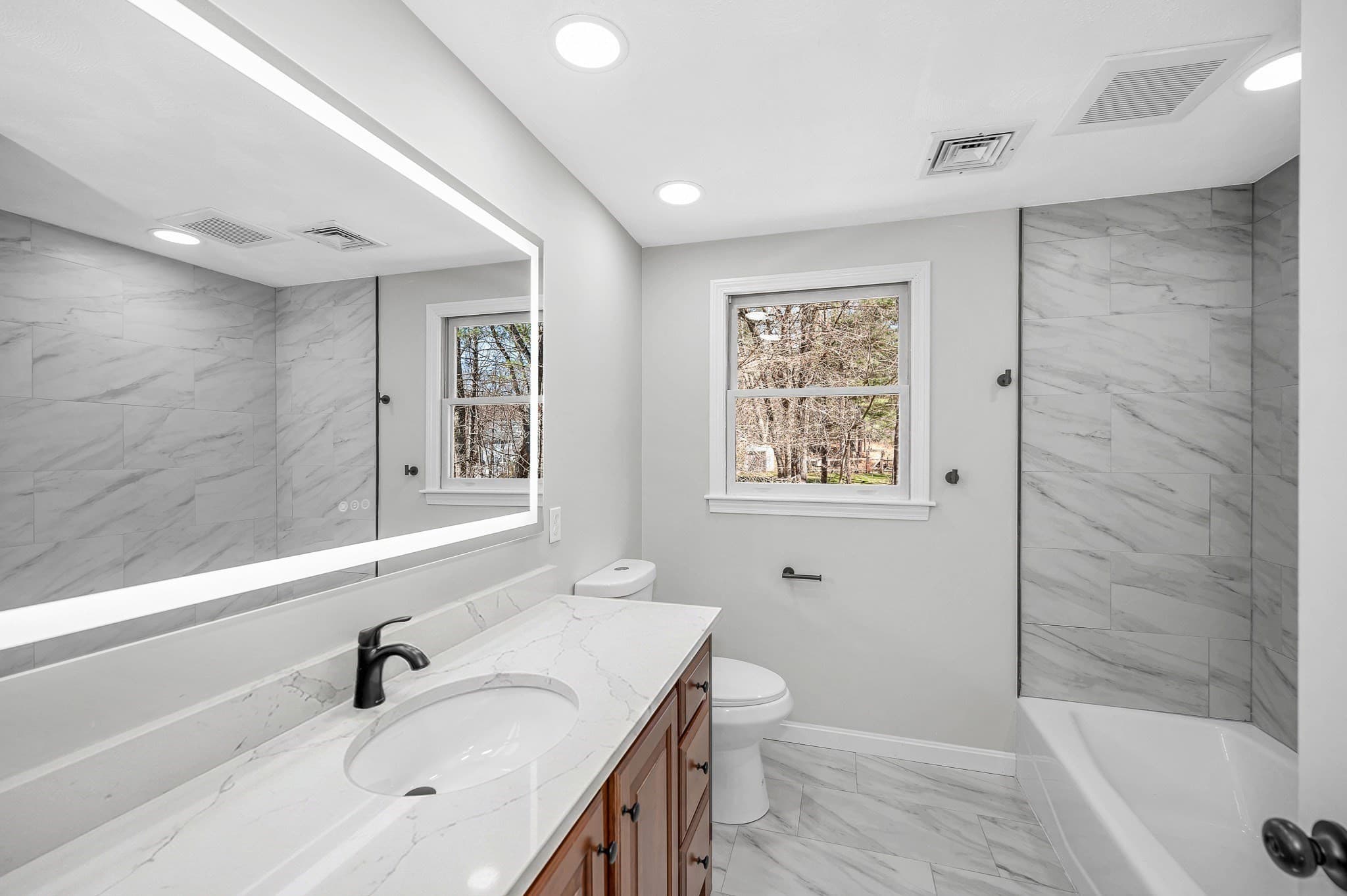 Single Family Residence at 255 Hay Meadow Rd, North Andover MA 01845, photo 2 of 39