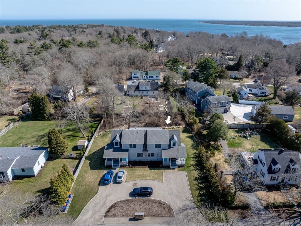 78-82 Church St, Mattapoisett MA 02739