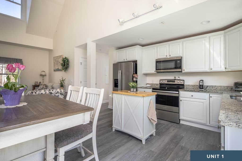78-82 Church St, Mattapoisett MA 02739 photo 15