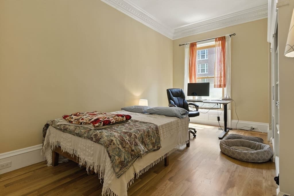 Condominium at 37 Bay State Rd # 4, Boston MA 02215, photo 11 of 25