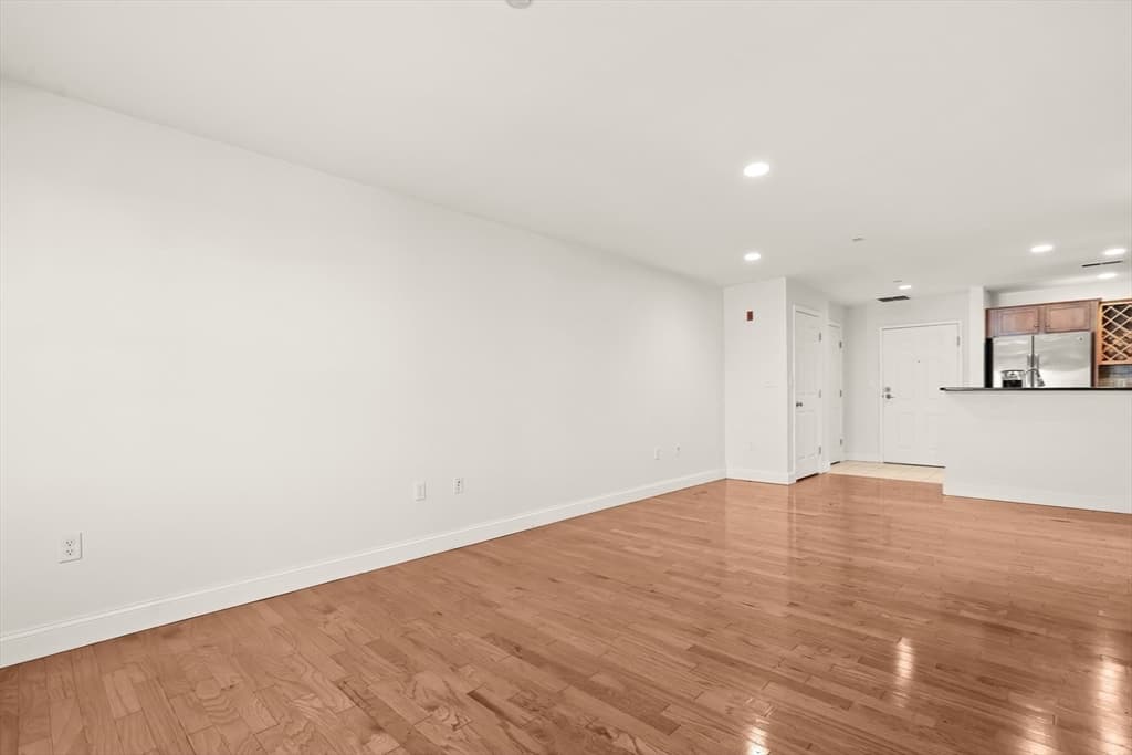 120 Wyllis Ave # 103, Everett MA 02149 photo 9