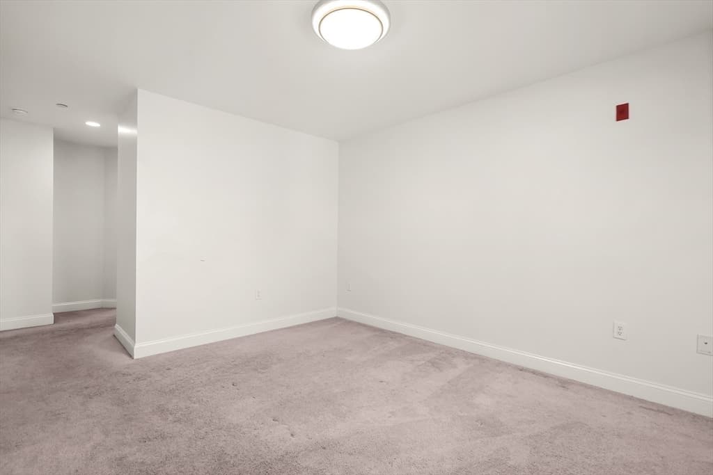 120 Wyllis Ave # 103, Everett MA 02149 photo 15