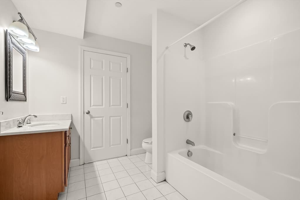 120 Wyllis Ave # 103, Everett MA 02149 photo 11