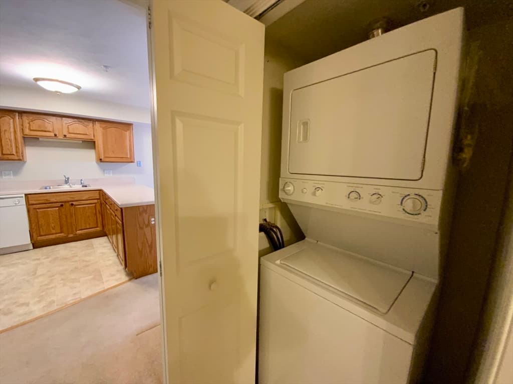 23 Greenleaves Drive # 105, Amherst MA 01002 photo 13