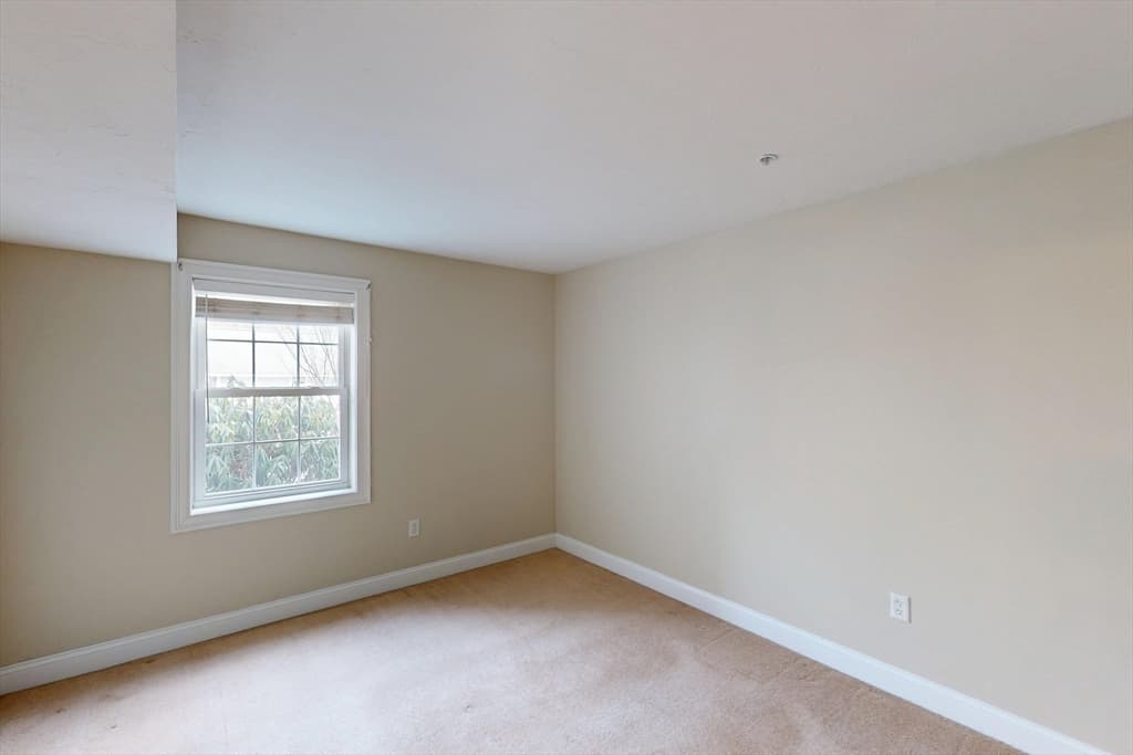 23 Greenleaves Drive # 105, Amherst MA 01002 photo 16
