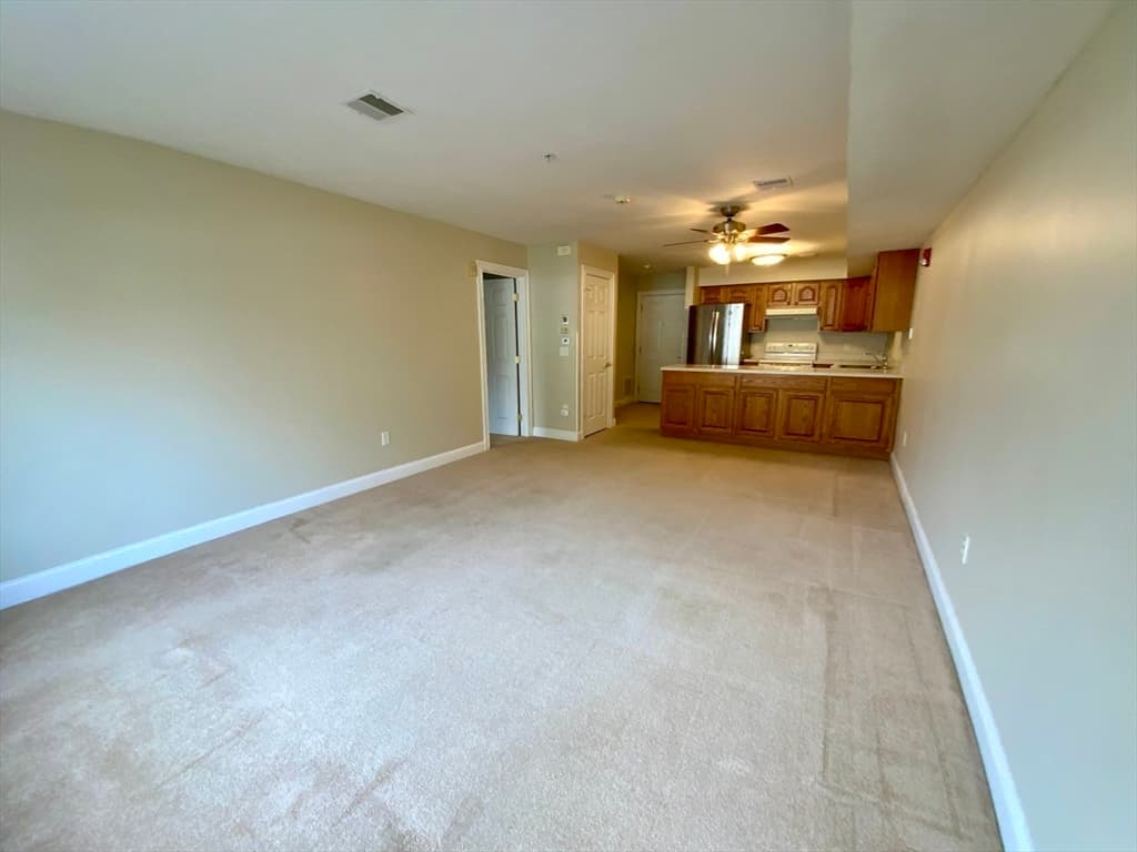 23 Greenleaves Drive # 105, Amherst MA 01002 photo 10