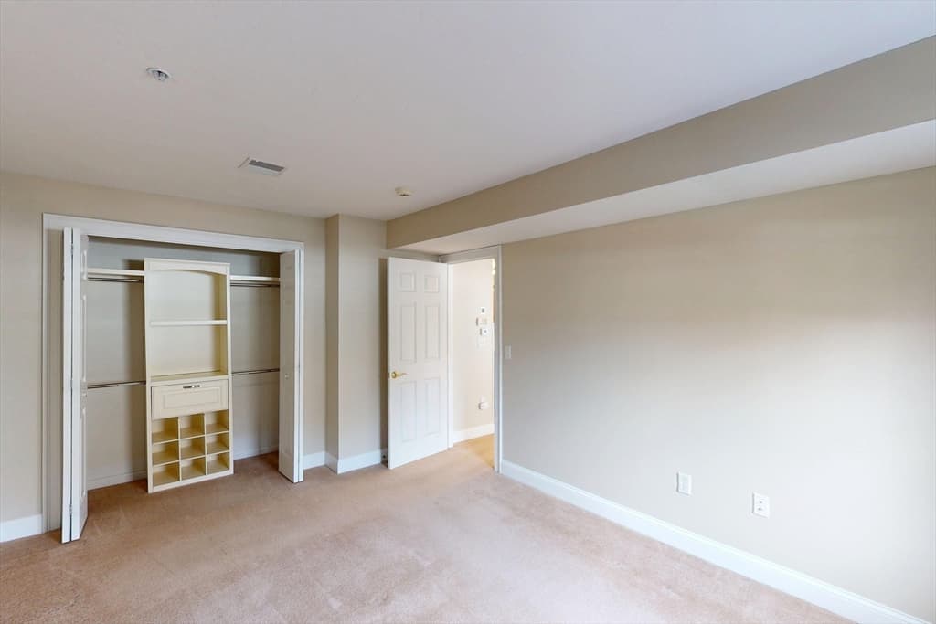 23 Greenleaves Drive # 105, Amherst MA 01002 photo 18