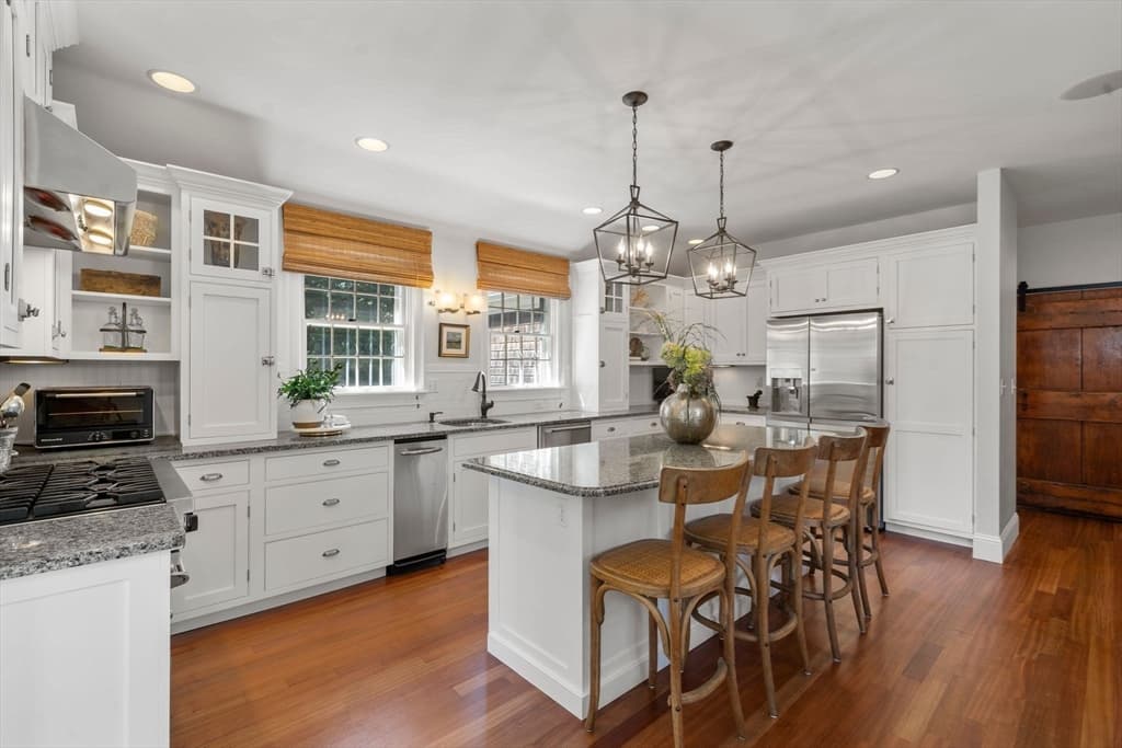 104 Standish St, Duxbury MA 02332 photo 6