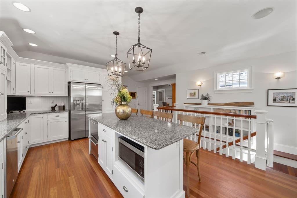 104 Standish St, Duxbury MA 02332 photo 3