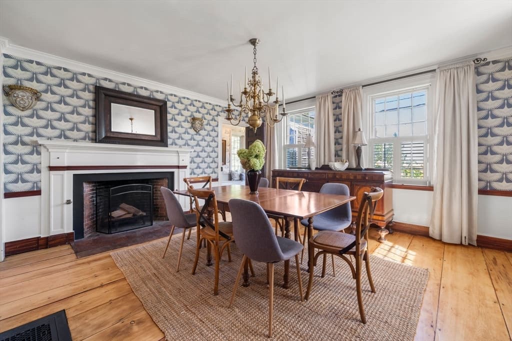 104 Standish St, Duxbury MA 02332 photo 9