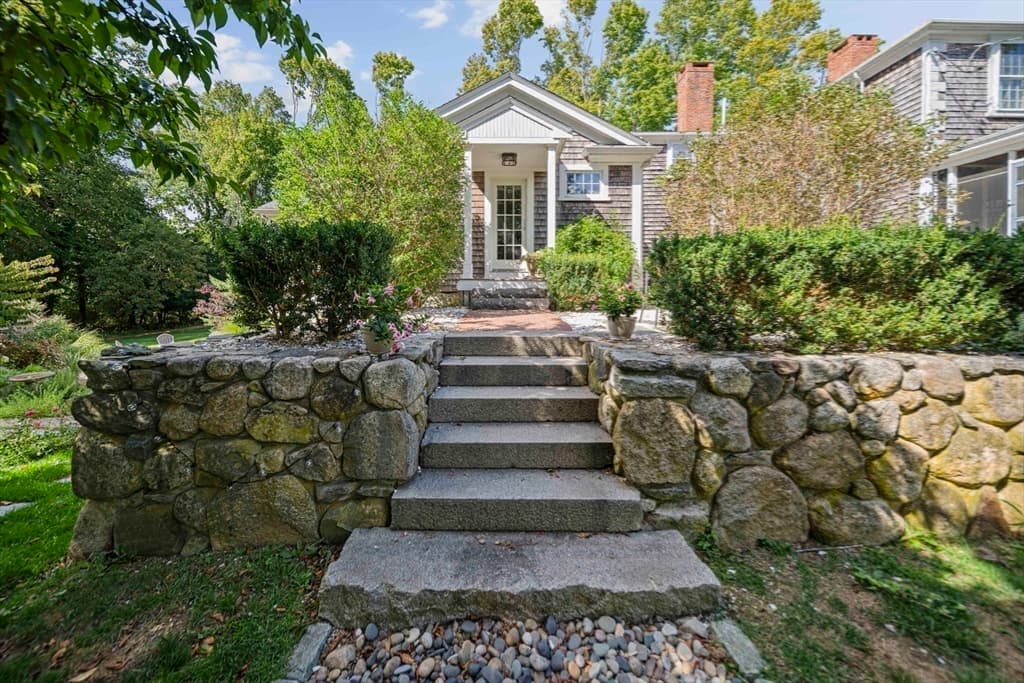 104 Standish St, Duxbury MA 02332 photo 34