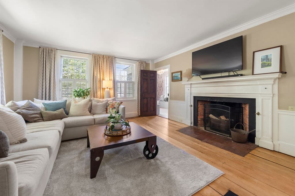 104 Standish St, Duxbury MA 02332 photo 8