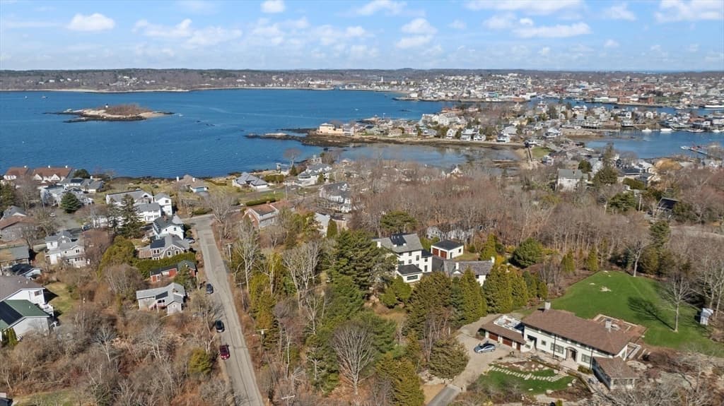 5 Grapevine Rd, Gloucester MA 01930 photo 9