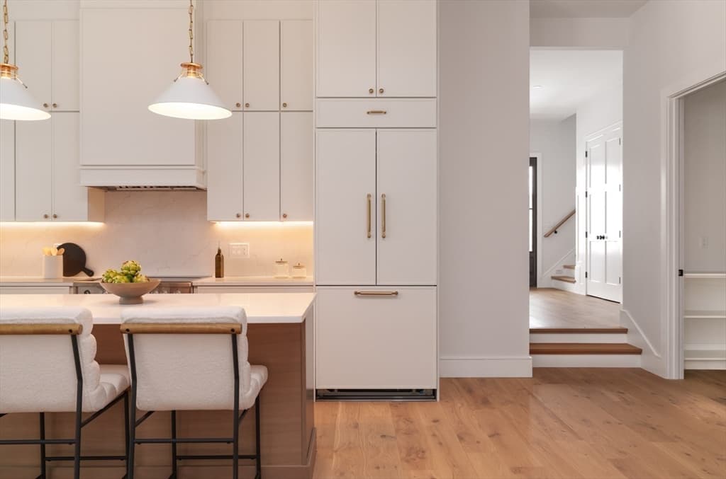 Condominium at 710-712 Watertown Street # 712, Newton MA 02460, Newton, photo 14 of 36