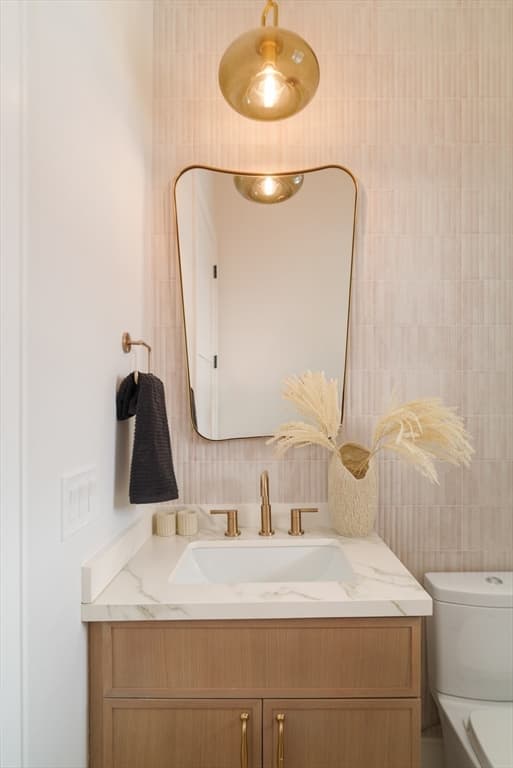 Condominium at 710-712 Watertown Street # 712, Newton MA 02460, Newton, photo 19 of 36