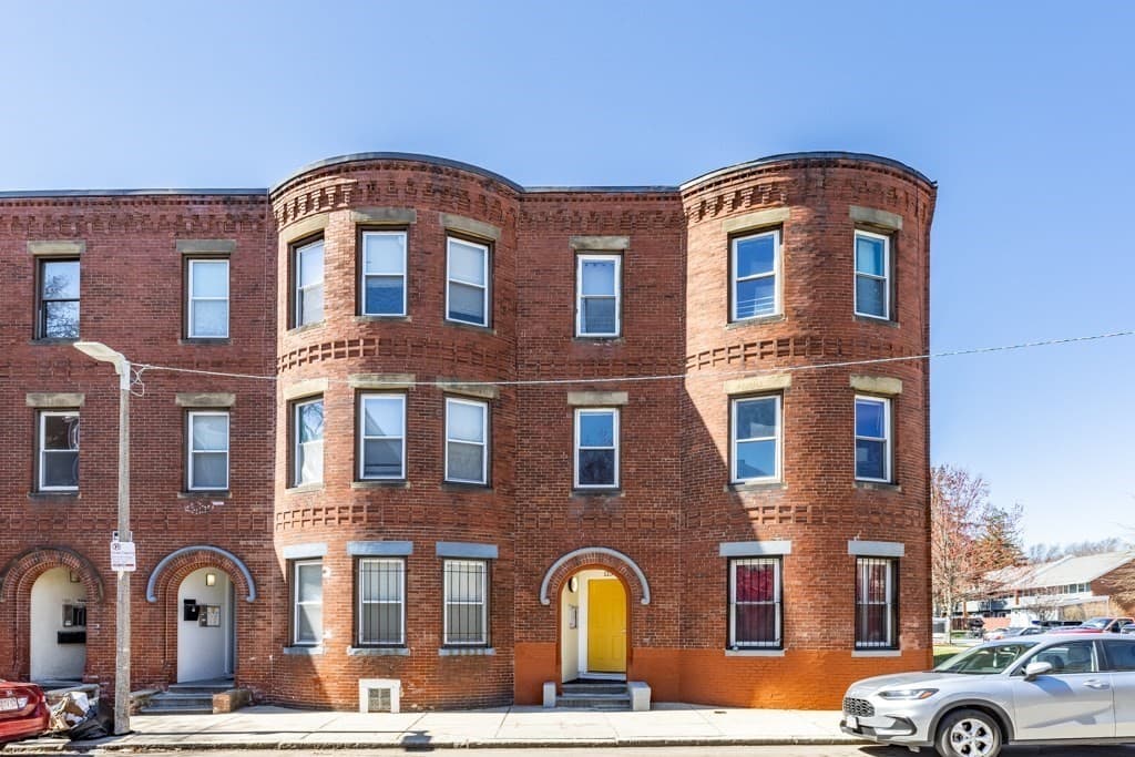 113 Regent St, Boston MA 02119