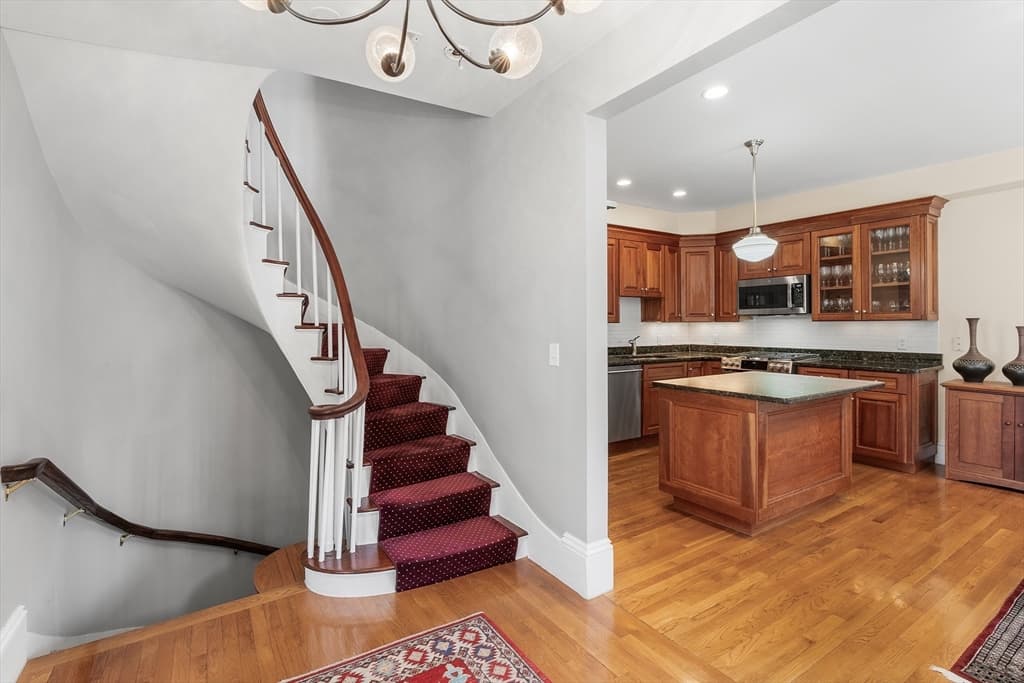 Condominium at 81 Forest St # 81, Medford MA 02155, photo 7 of 42