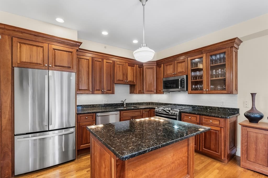 Condominium at 81 Forest St # 81, Medford MA 02155, photo 8 of 42