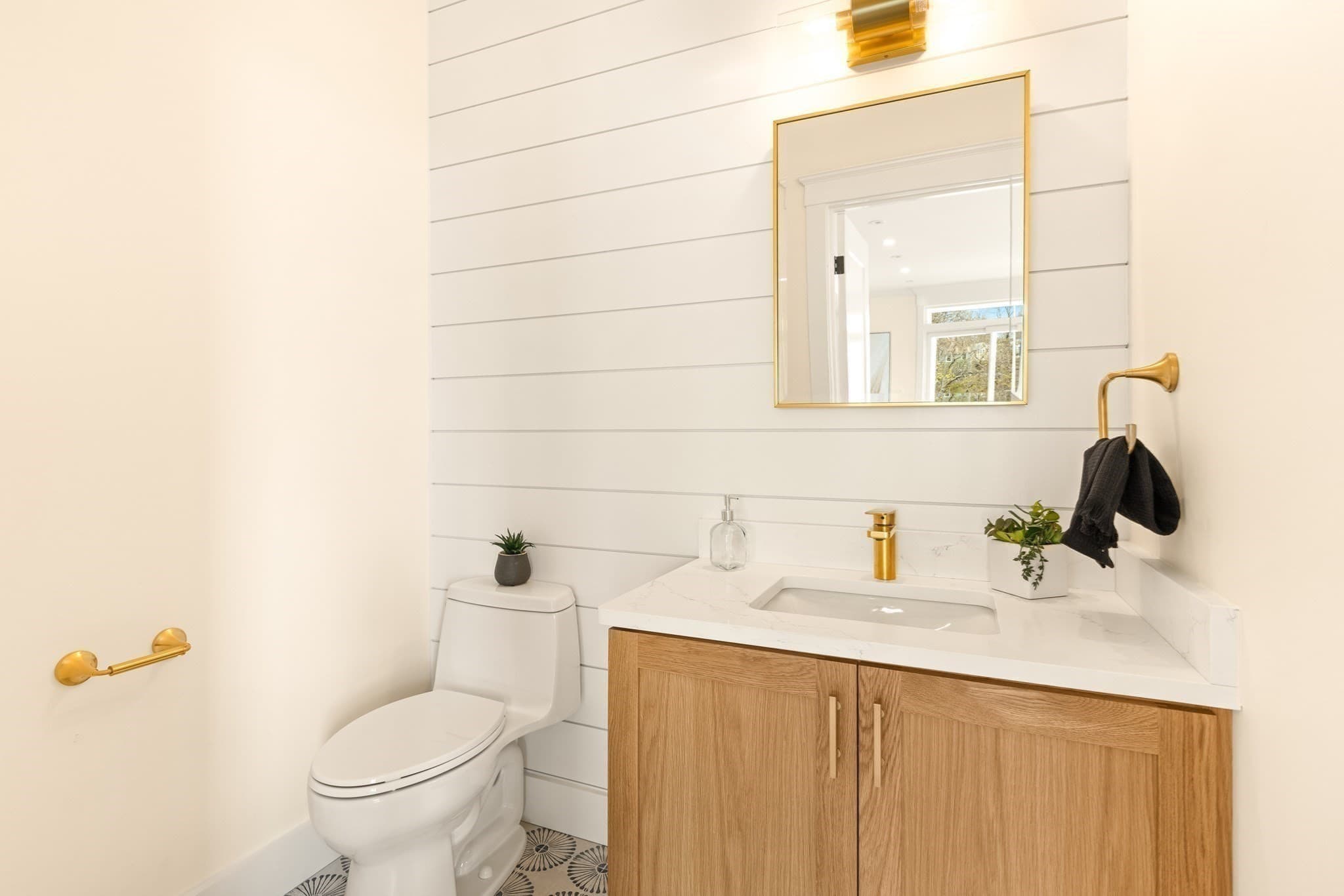 Condominium at 3 Colburn St # 1, Gloucester MA 01930, Gloucester, photo 28 of 42