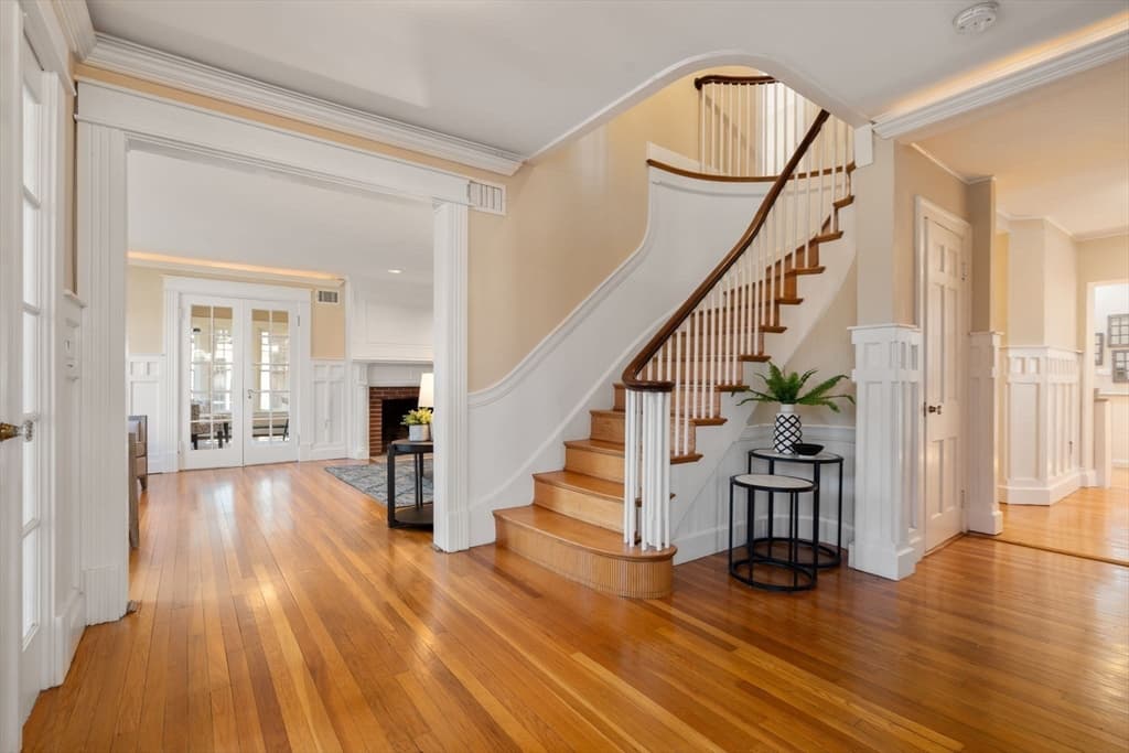 Single Family Residence at 29 Gammons, Newton MA 02468, Newton, photo 5 of 39