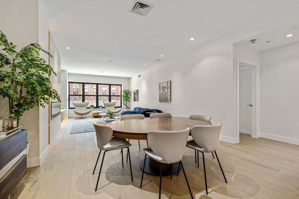Condominium at 303 Columbus Avenue # 306, Boston MA 02116, photo 6 of 22