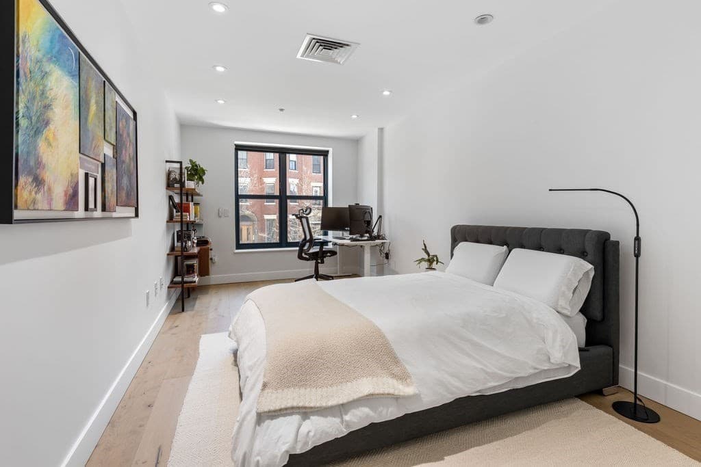 Condominium at 303 Columbus Avenue # 306, Boston MA 02116, photo 10 of 22