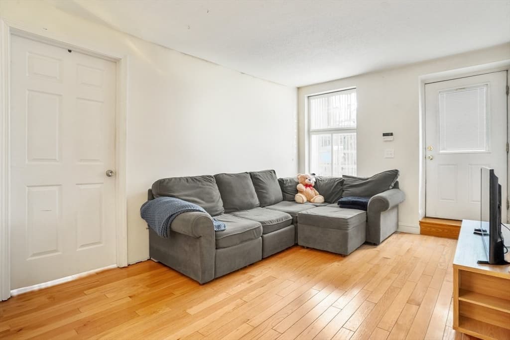 Condominium at 841 Parker St # 101, Boston MA 02120, photo 6 of 19