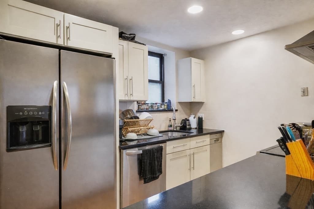 Condominium at 841 Parker St # 101, Boston MA 02120, photo 5 of 19