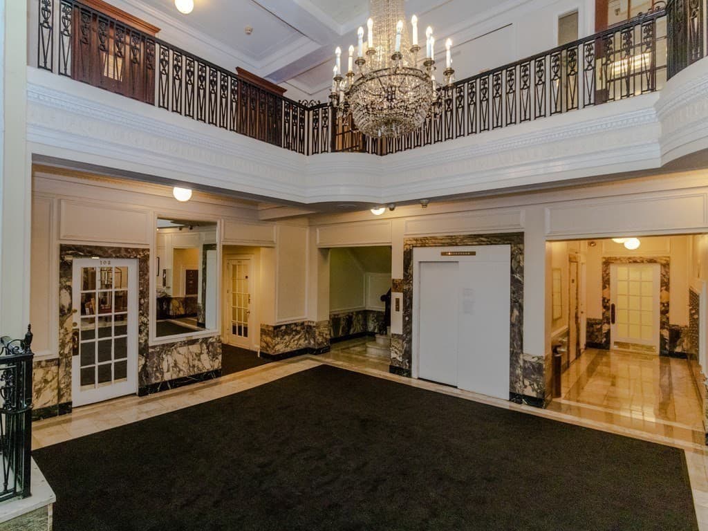 Condominium at 466 Commonwealth Ave # 503, Boston MA 02215, photo 2 of 17