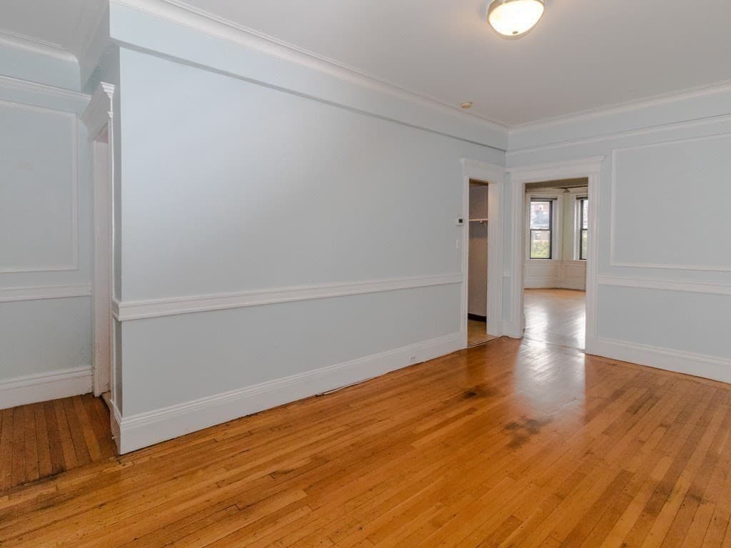 Condominium at 466 Commonwealth Ave # 503, Boston MA 02215, photo 5 of 17