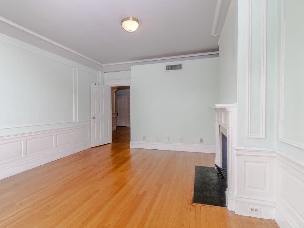 Condominium at 466 Commonwealth Ave # 503, Boston MA 02215, photo 9 of 17