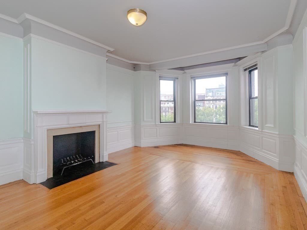Condominium at 466 Commonwealth Ave # 503, Boston MA 02215, photo 8 of 17