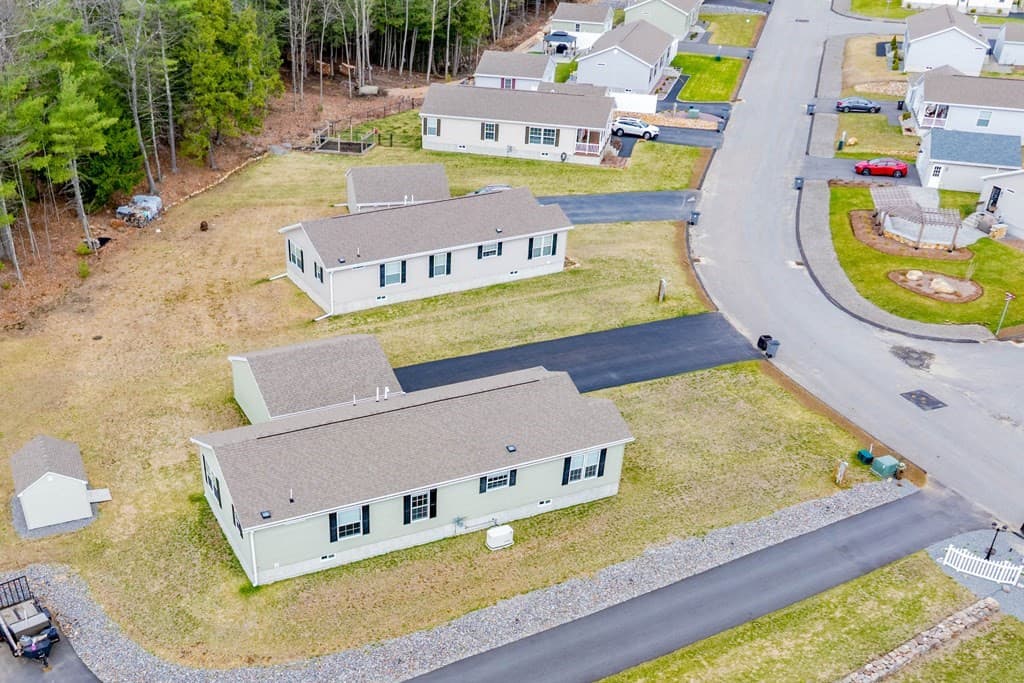 Mobile Home at 102 Topaz Terrace, Gardner MA 01440, photo 20 of 20