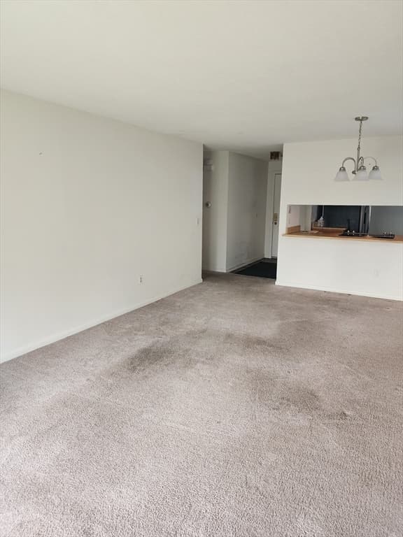 373 Nassau Dr # 373, Springfield MA 01129 photo 4