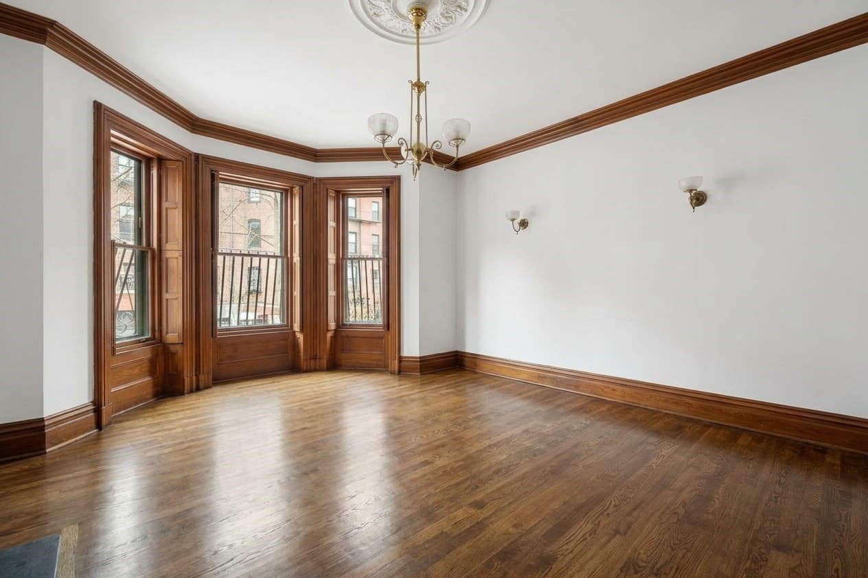 Single Family Residence at 381 Beacon Street, Boston MA 02116, photo 2 of 21