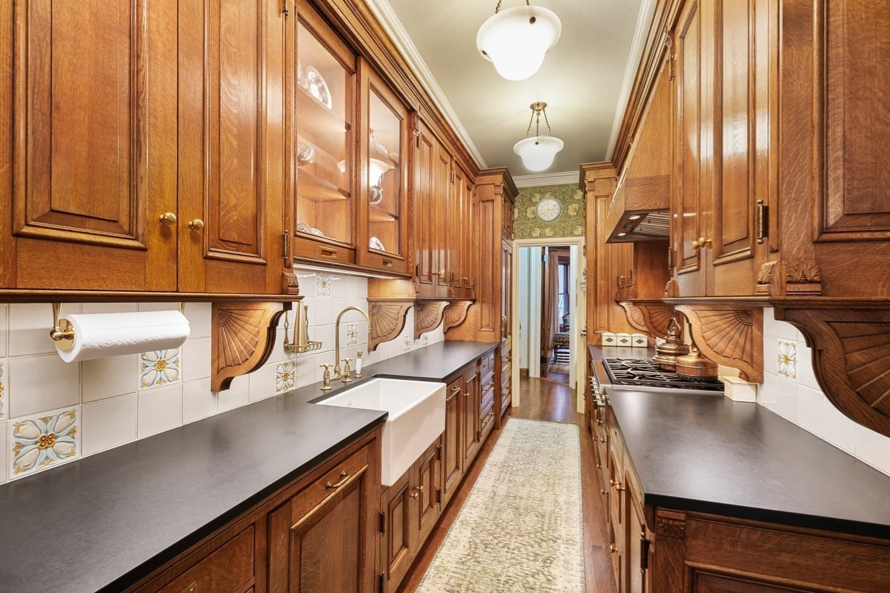 Single Family Residence at 381 Beacon Street, Boston MA 02116, photo 3 of 21