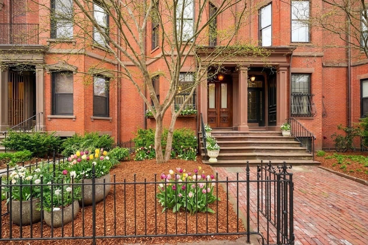 381 Beacon Street, Boston MA 02116